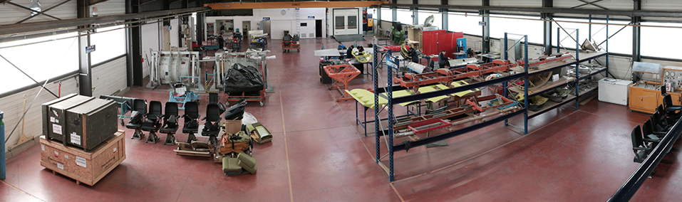 vue atelier de maintenance aéronautique rachat d'aéro 13